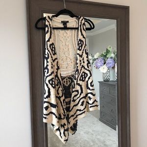 Buckle - Navy & Cream Crochet Vest - Size M